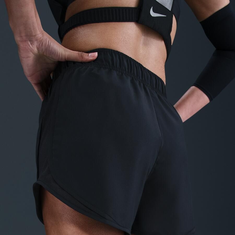 Nike Tempo Dri-FIT hardloopshorts met halfhoge taille en binnenbroekje voor dames Zwart - Foto 2