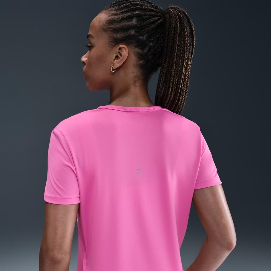 Nike Tempo Swoosh Run Dri-FIT hardlooptop met korte mouwen voor dames Roze
