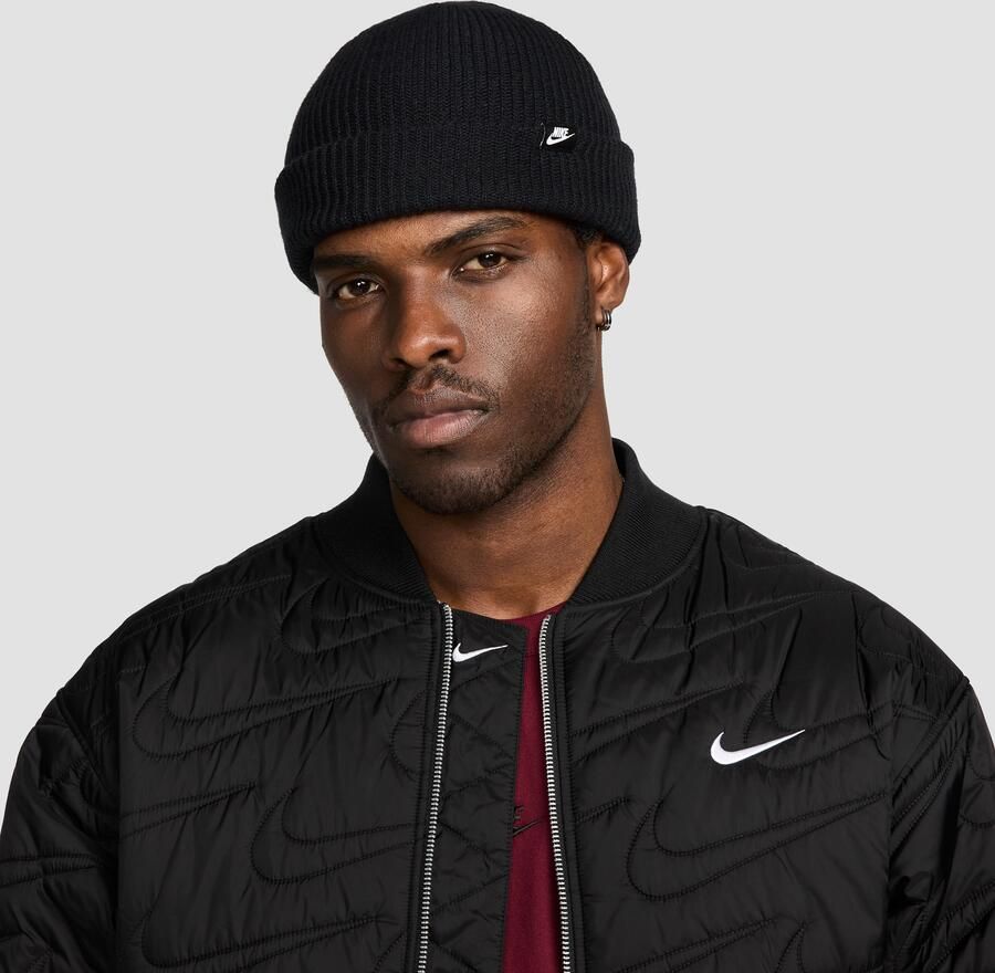 Nike Terra Futura365 beanie met korte omslag Zwart