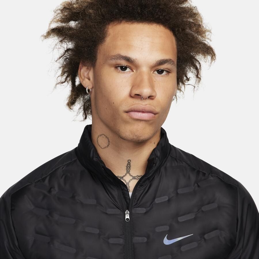 Nike Therma-FIT ADV AeroLoft Repel hardloopjack met dons voor heren Zwart