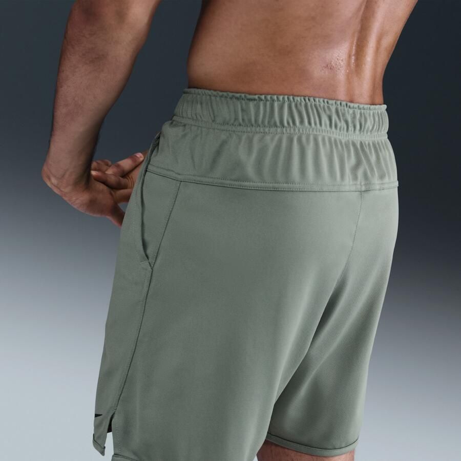 Nike Totality Dri-FIT multifunctionele niet-gevoerde herenshorts (18 cm) Grijs - Foto 3