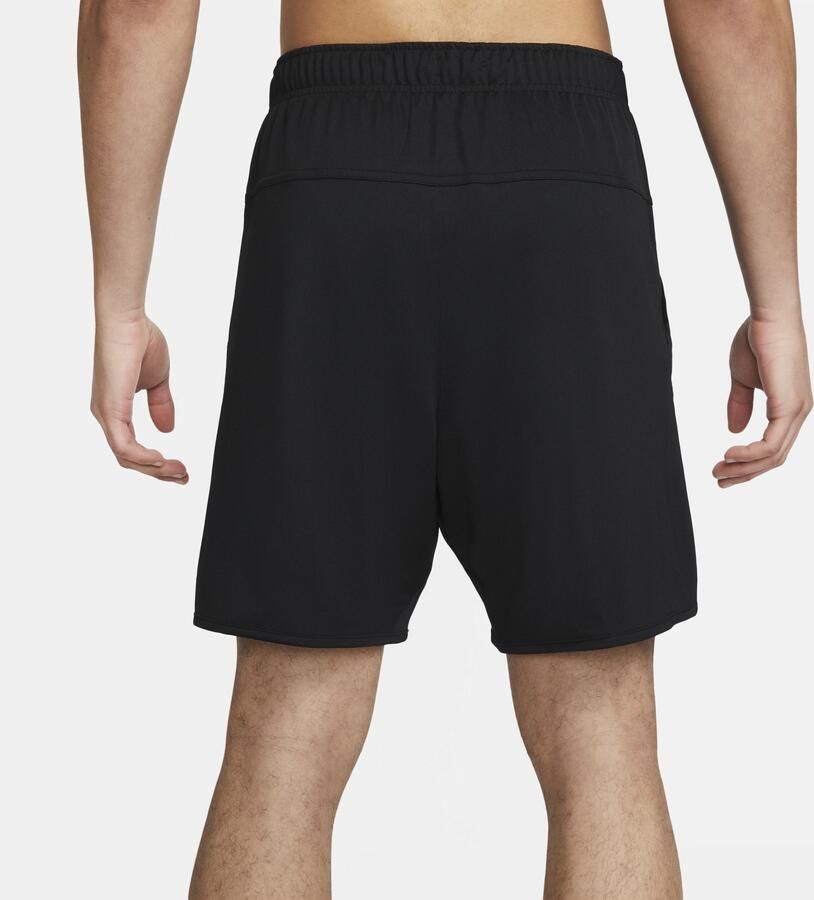 Nike Totality Dri-FIT multifunctionele niet-gevoerde herenshorts (18 cm) Zwart - Foto 3