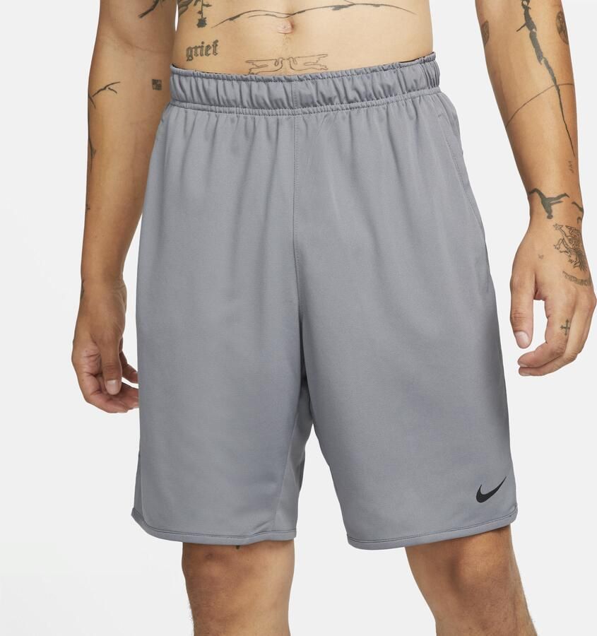 Nike Totality multifunctionele niet-gevoerde herenshorts met Dri-FIT (23 cm) Grijs - Foto 5