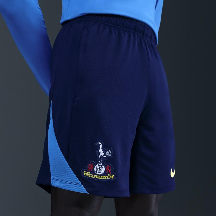 Nike Tottenham Hotspur Strike Derde Total 90 knit voetbalshorts met Dri-FIT voor heren Blauw