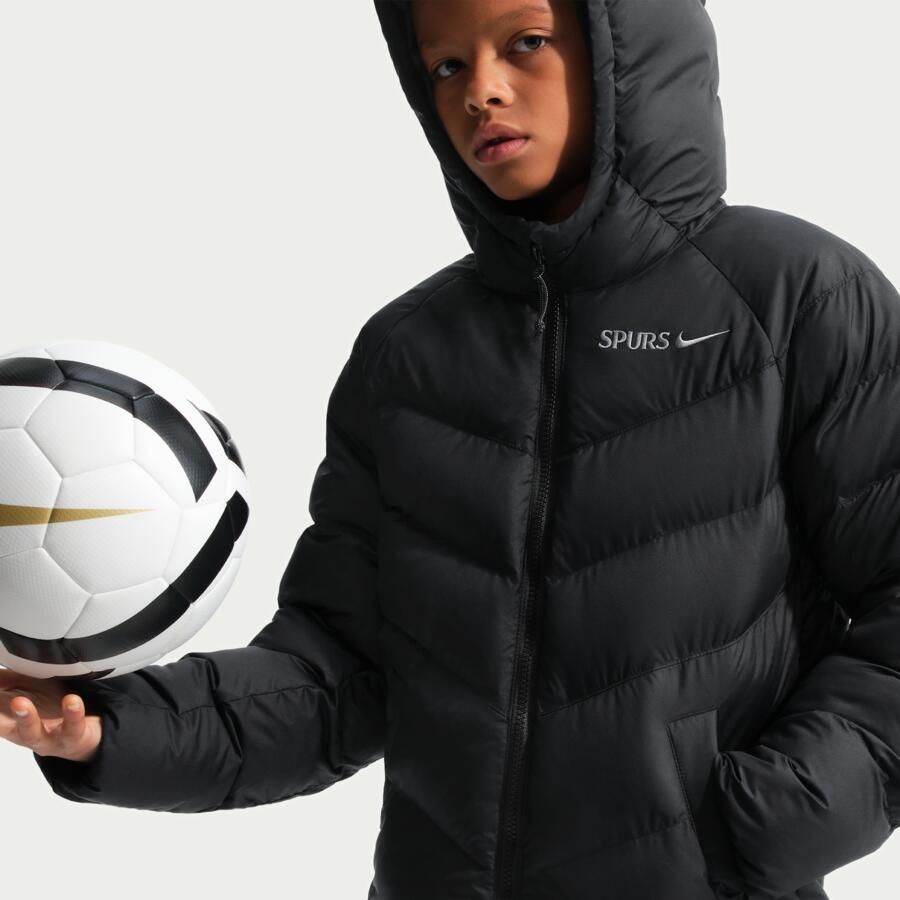 Nike Tottenham Hotspur voetbaljack met synthetische vulling en capuchon voor kids Zwart
