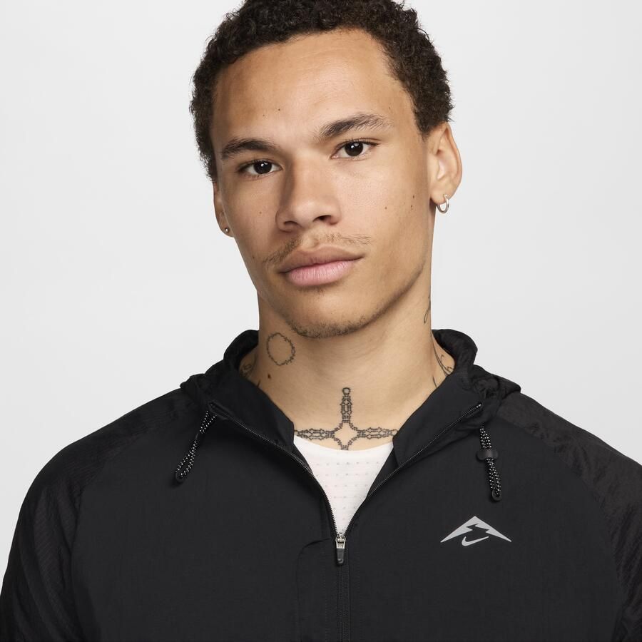 Nike Trail Aireez hardloopjack voor heren Zwart