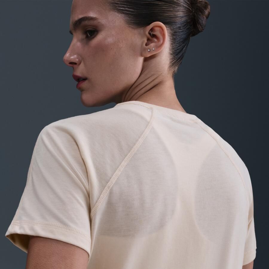 Nike Trail Dri-FIT hardlooptop met korte mouwen voor dames Wit