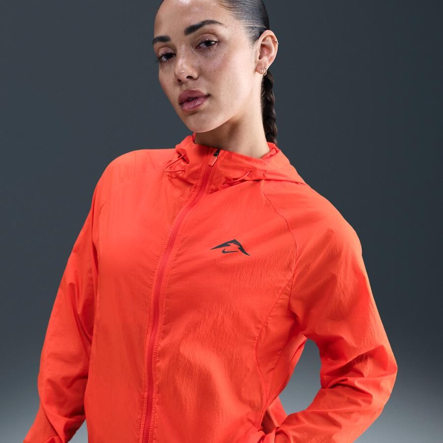 Nike Trail Repel hardloopjack voor dames Rood - Foto 4