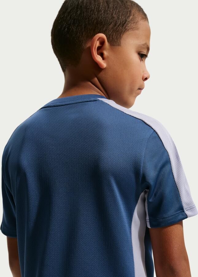 Nike Trophy23 Dri-FIT trainingstop met korte mouwen voor jongens Blauw - Foto 3