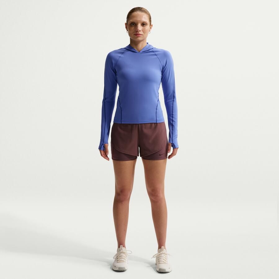 Nike Universa aansluitende Dri-FIT damestop met capuchon en lange mouwen Blauw
