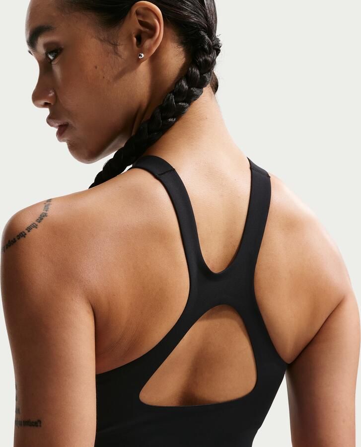 Nike Universa padded sport-bh met medium ondersteuning Zwart