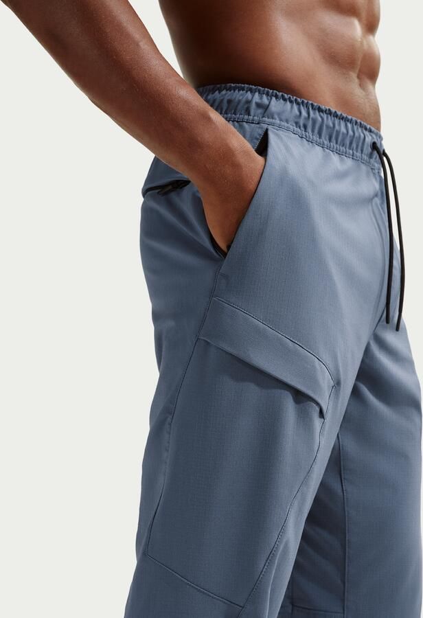 Nike Unlimited Dri-FIT veelzijdige cargobroek voor heren Blauw - Foto 3