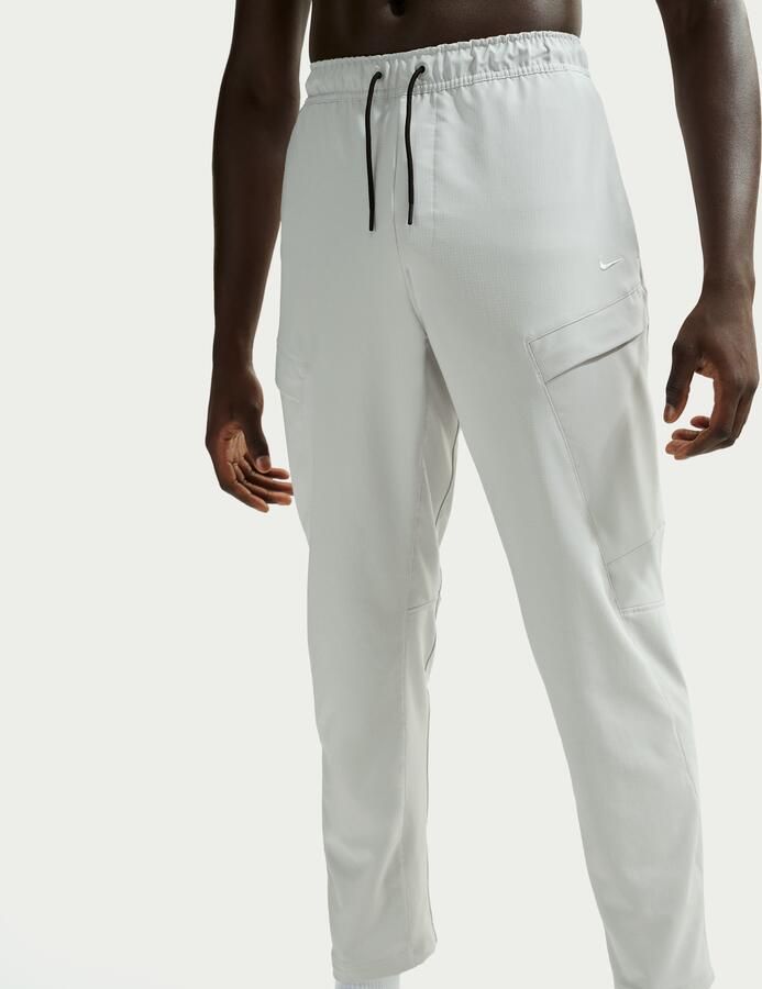 Nike Unlimited Dri-FIT veelzijdige cargobroek voor heren Grijs - Foto 3