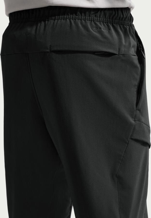 Nike Unlimited Dri-FIT veelzijdige cargobroek voor heren Zwart - Foto 3