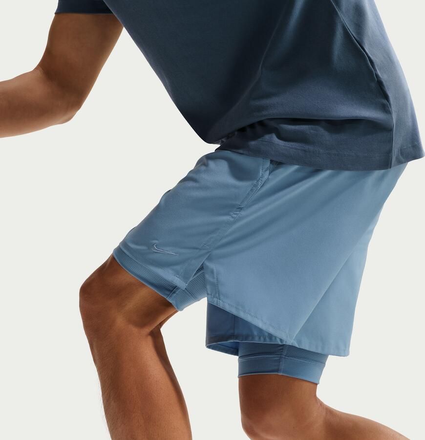 Nike Unlimited multifunctionele 2-in-1 herenshorts met Dri-FIT (18 cm) Blauw - Foto 2