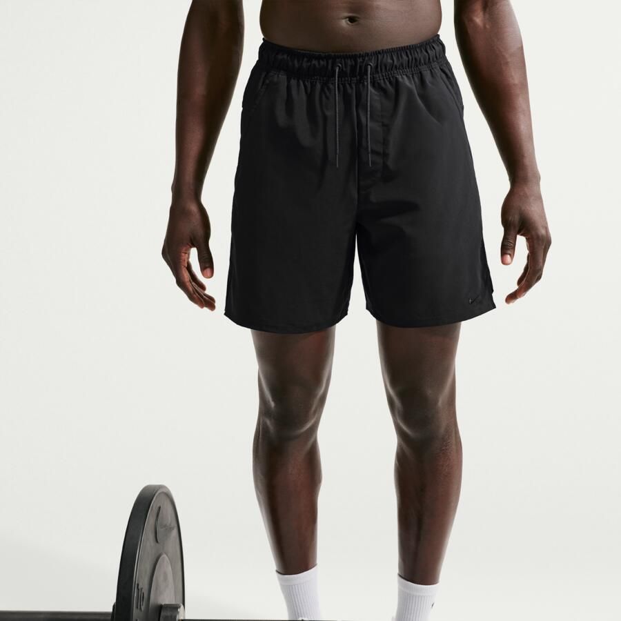 Nike Unlimited multifunctionele niet-gevoerde herenshorts met Dri-FIT (18 cm) Zwart - Foto 2