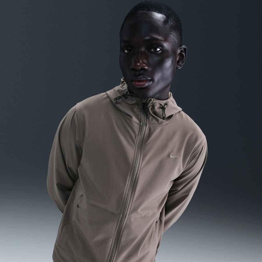 Nike Unlimited veelzijdig Repel herenjack met capuchon Grijs