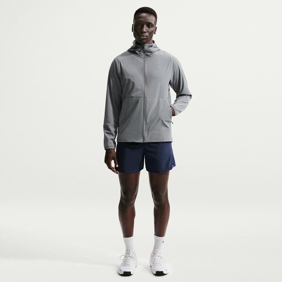 Nike Unlimited veelzijdig Repel herenjack met capuchon Grijs - Foto 4