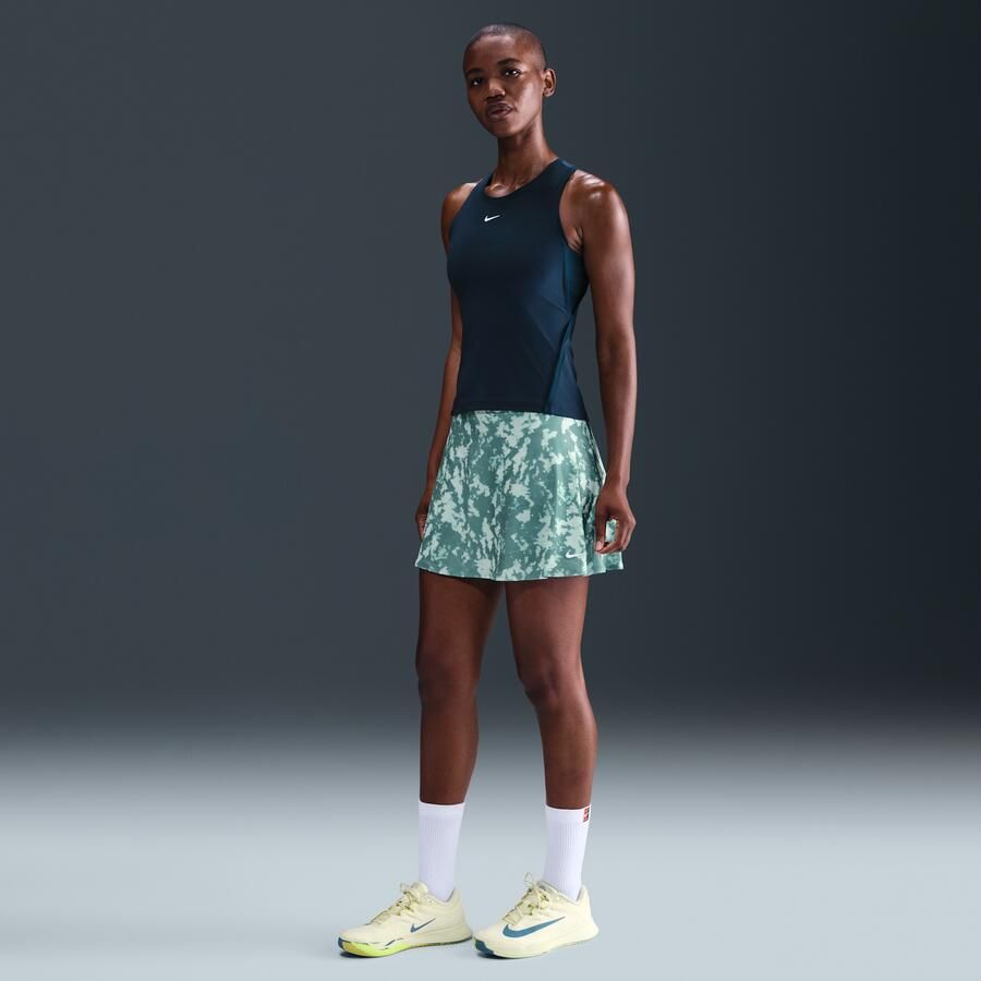 Nike Victory Dri-FIT ruimvallende rok met print Groen - Foto 4