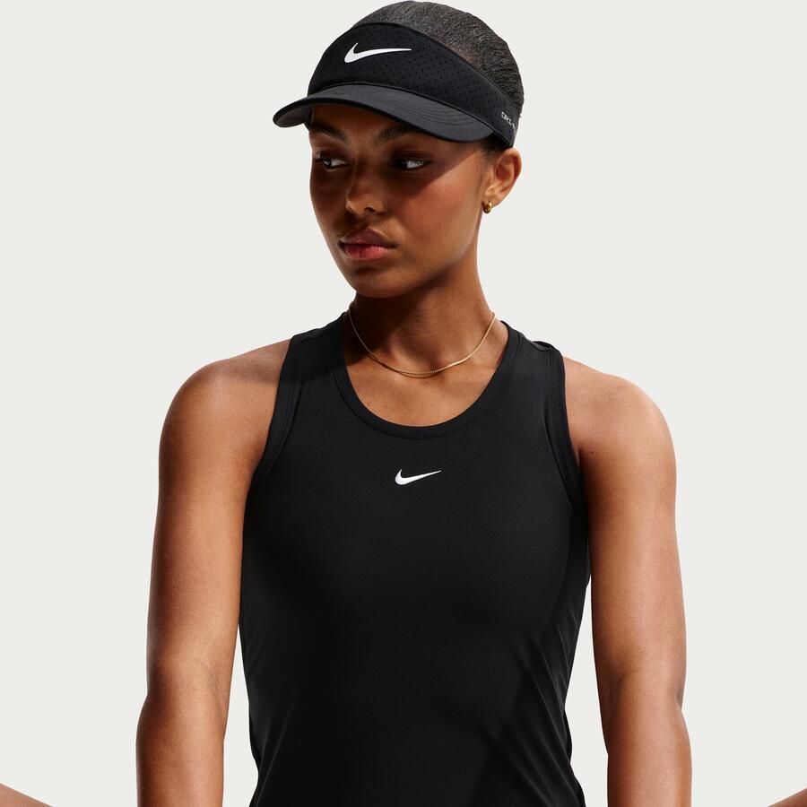 Nike Victory Dri-FIT tennistanktop voor dames Zwart