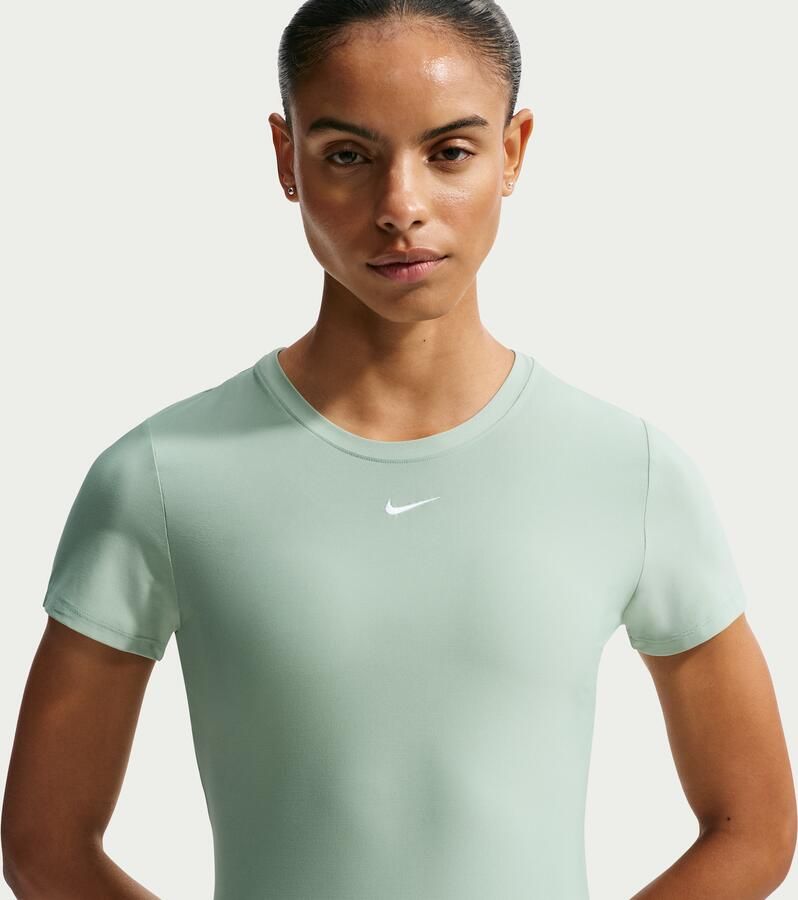 Nike Victory Dri-FIT tennistop met korte mouwen voor dames Groen