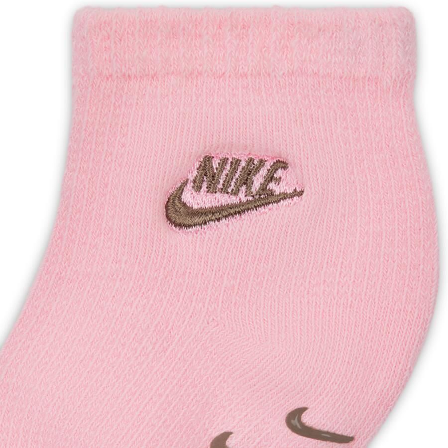 Nike Wild Warmth geribde sokken met anti-slip voor baby's peuters (3 paar) Roze