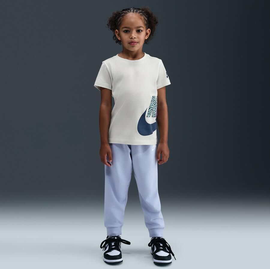 Nike Wild Warmth T-shirt met graphic voor kleuters Bruin - Foto 3
