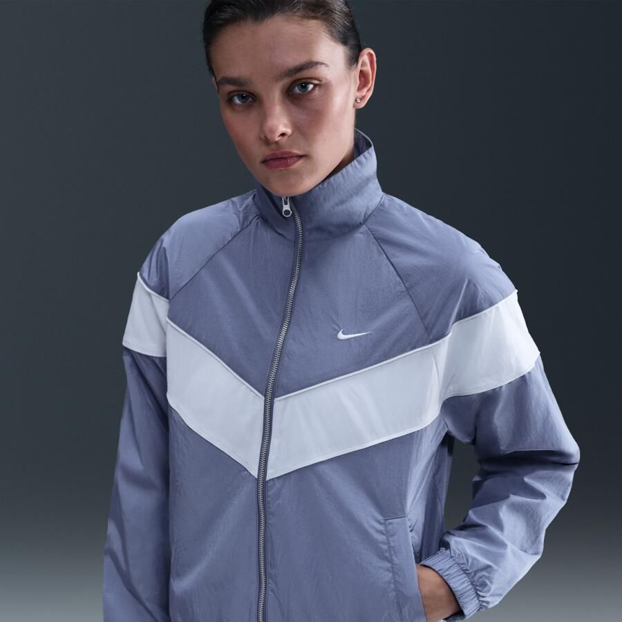 Nike Windrunner ruimvallend geweven damesjack met uv-bescherming en rits over de hele lengte Blauw - Foto 4