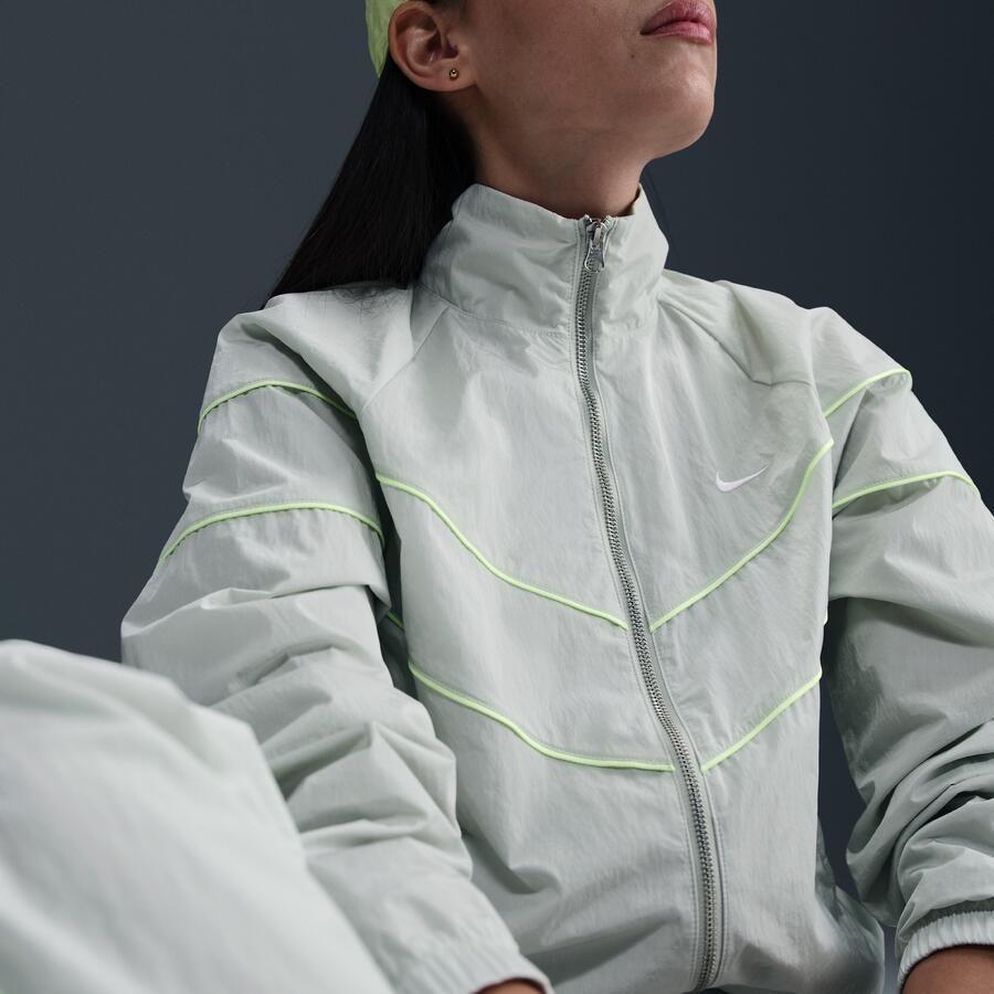 Nike Windrunner ruimvallend geweven damesjack met uv-bescherming en rits over de hele lengte Grijs - Foto 2