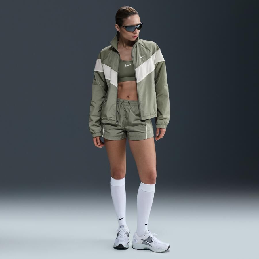 Nike Windrunner ruimvallend geweven damesjack met uv-bescherming en rits over de hele lengte Groen - Foto 3