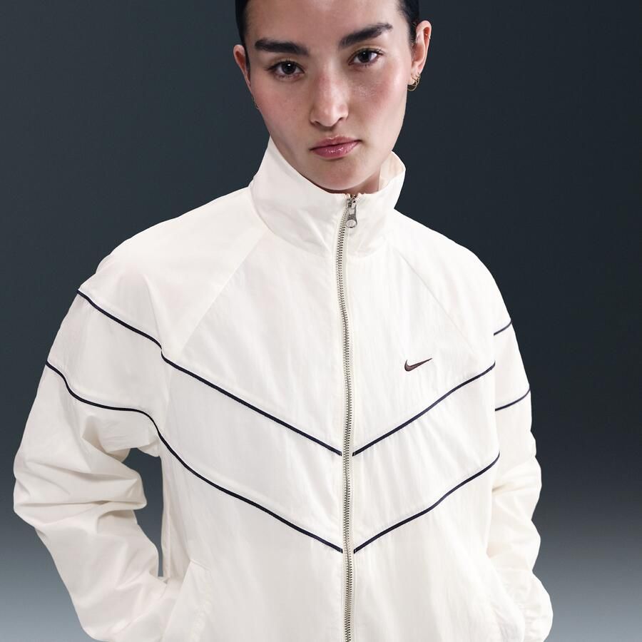 Nike Windrunner ruimvallend geweven damesjack met uv-bescherming en rits over de hele lengte Wit - Foto 4