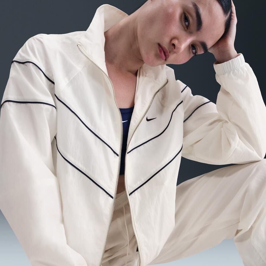 Nike Windrunner ruimvallend geweven damesjack met uv-bescherming en rits over de hele lengte Wit - Foto 2