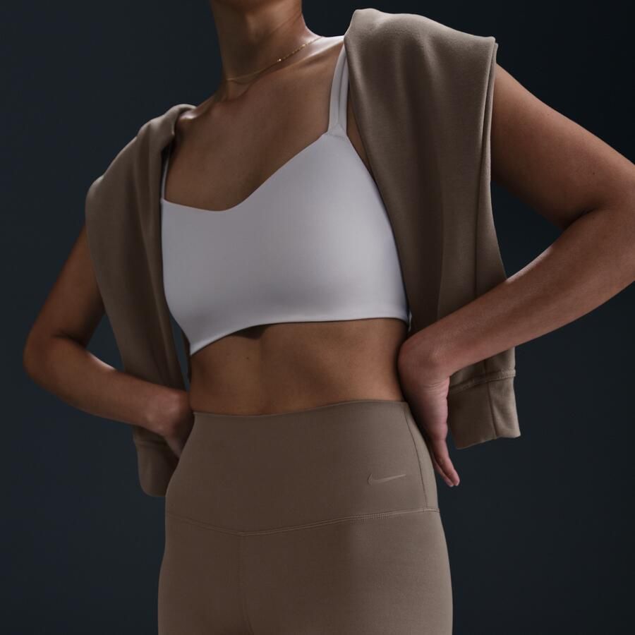 Nike Zenvy bikershorts met hoge taille voor dames (13 cm) Bruin