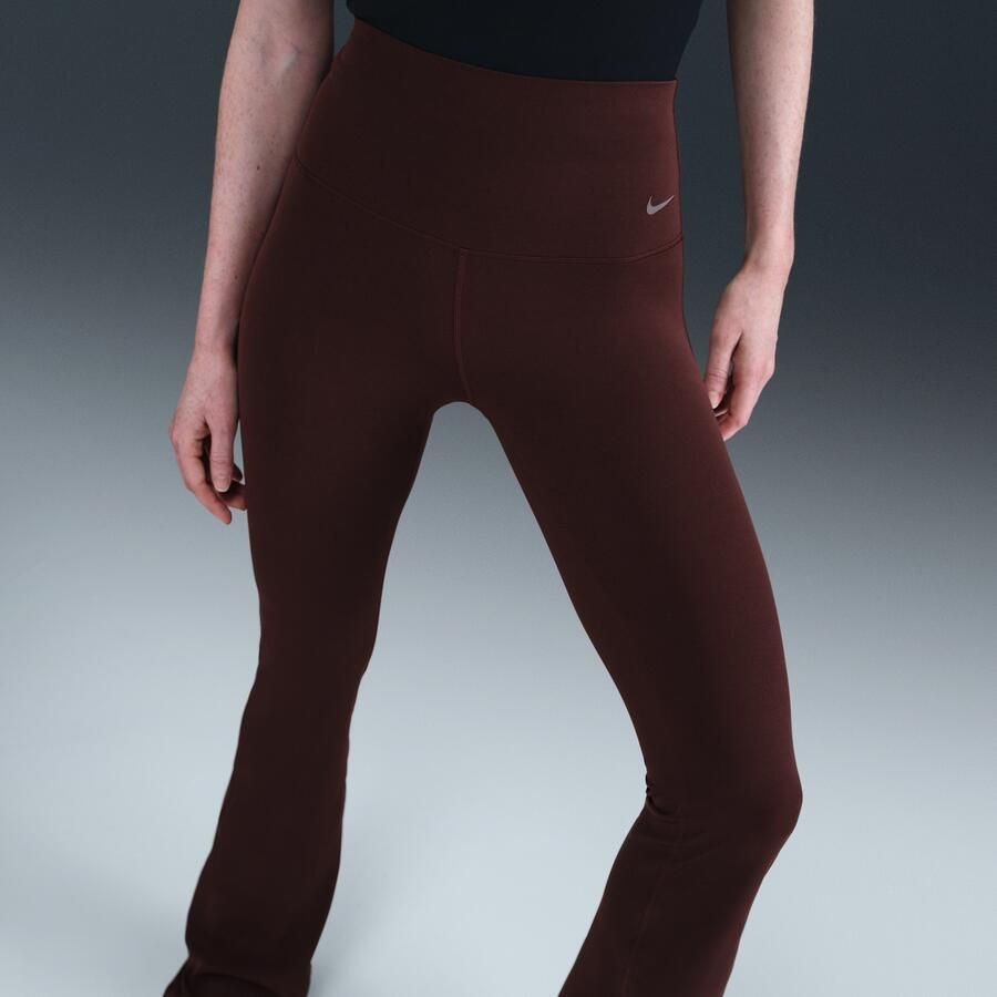 Nike Zenvy dameslegging met hoge taille en wijde pijpen Rood