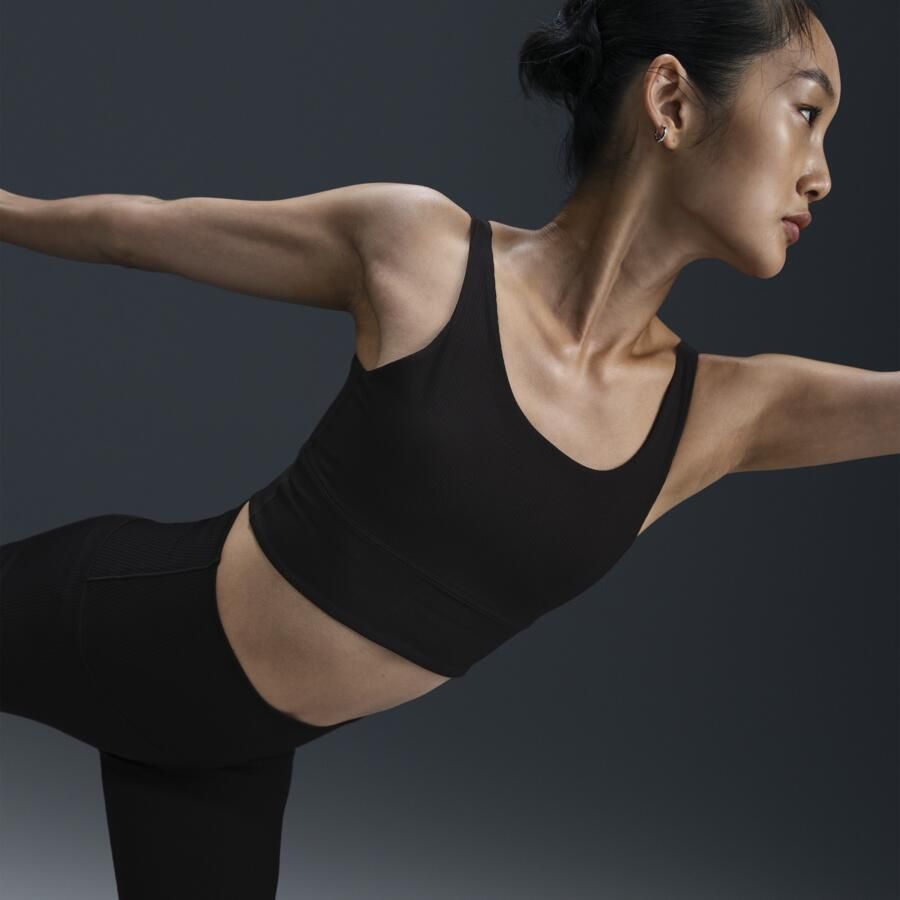 Nike Zenvy Rib lange sport-bh met vulling en lichte ondersteuning Zwart