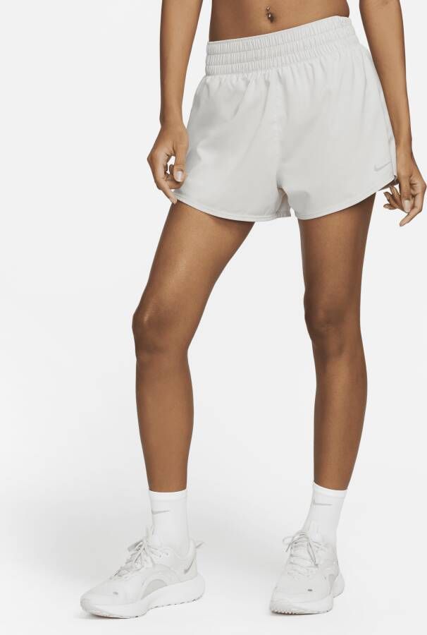 Nike One Dri-FIT 2-in-1 damesshorts met hoge taille (8 cm) Grijs
