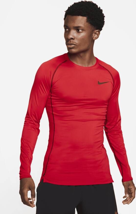 Nike Pro Dri-FIT Herentop met lange mouwen en strakke pasvorm Rood