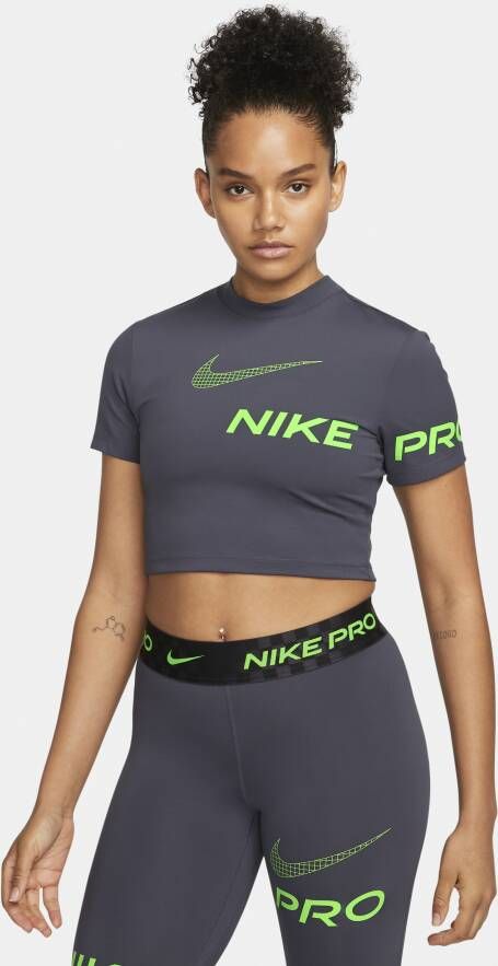 Nike Pro Dri-FIT Korte trainingstop met graphic en korte mouwen voor dames Grijs