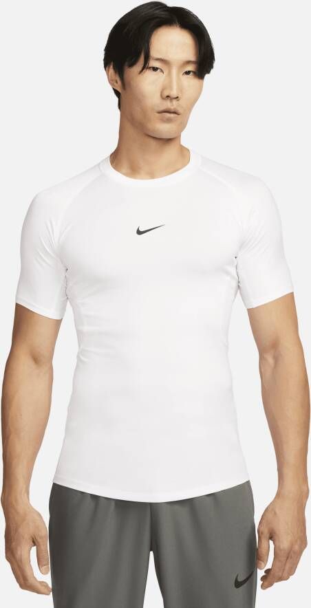 Nike Pro Dri-FIT strakke fitnesstop met korte mouwen voor heren Wit
