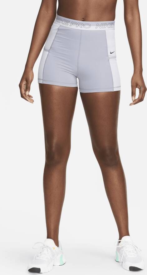 Nike Pro Trainingsshorts met hoge taille en zakken voor dames (8 cm) Paars