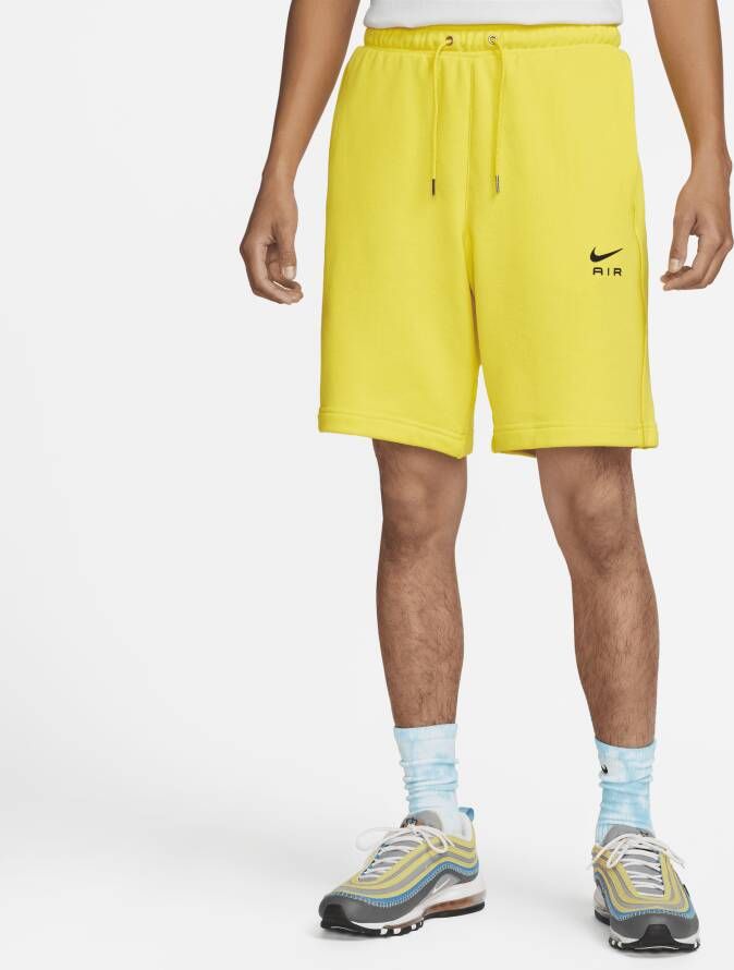 Nike Sportswear Air Herenshorts van sweatstof Geel