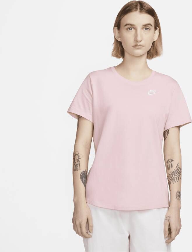 Nike Sportswear Club Essentials T-shirt voor dames Roze