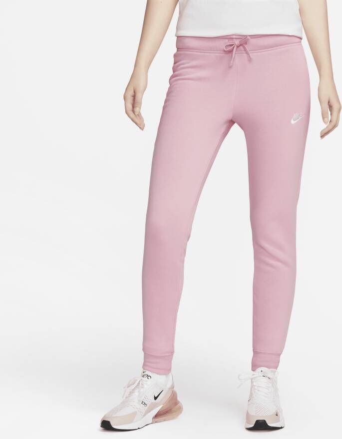 Nike Sportswear Club Fleece Aansluitende joggingbroek met halfhoge taille voor dames Roze