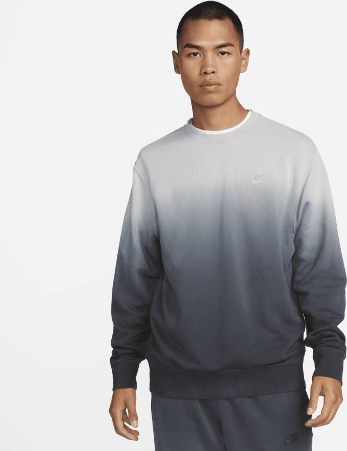Nike Sportswear Club Fleece+ Dip dye sweatshirt met ronde hals voor heren Grijs