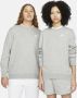 Nike Witte Crewneck Sweatshirt voor Vrouwen Comfortabel en Stijlvol Grijs Dames - Thumbnail 2