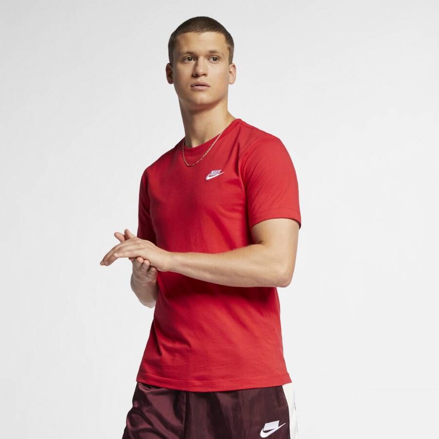 Nike Sportswear Club T-shirt voor heren Rood