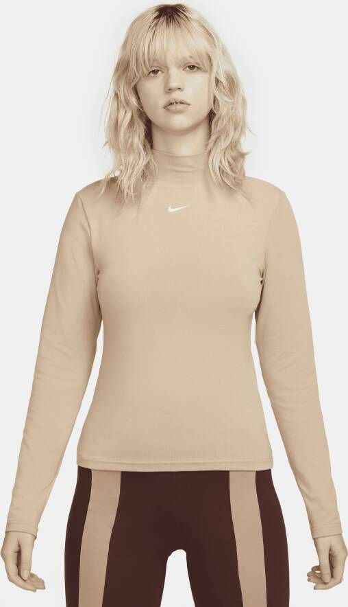 Nike Sportswear Collection Essentials Damestop met opstaande kraag en lange mouwen Bruin