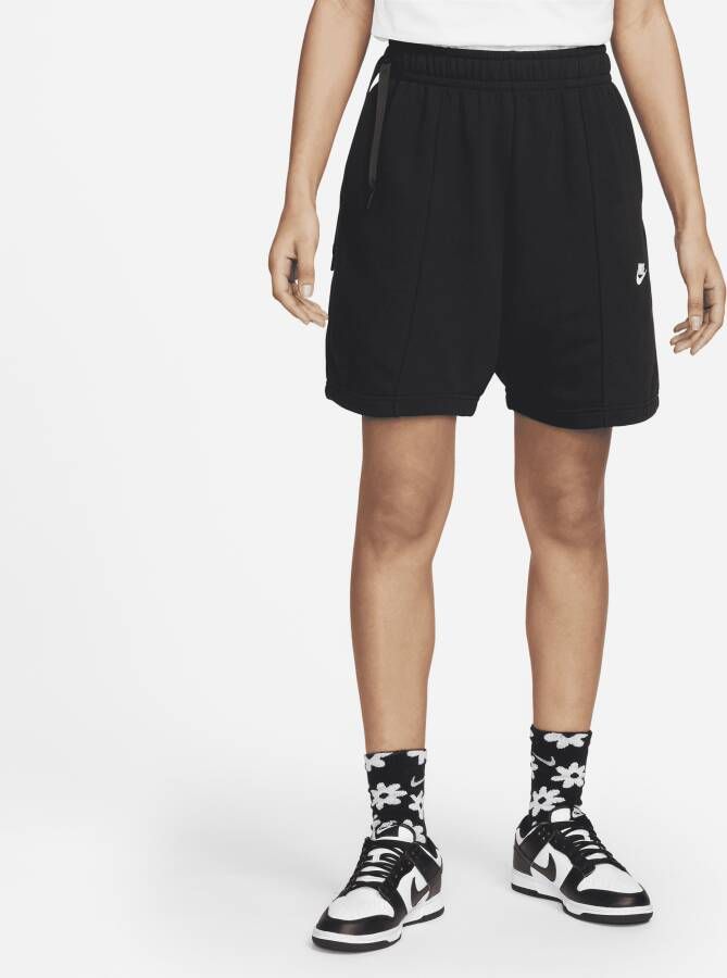 Nike Sportswear Dansshorts van fleece met hoge taille voor dames Zwart