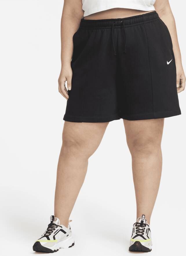 Nike Sportswear Essential Fleeceshorts met hoge taille voor dames (Plus Size) Zwart