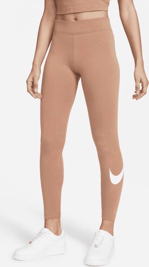 Nike Sportswear Essential Legging met halfhoge taille en Swoosh voor dames Bruin